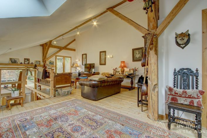 Image No.10-6 Bed House for sale