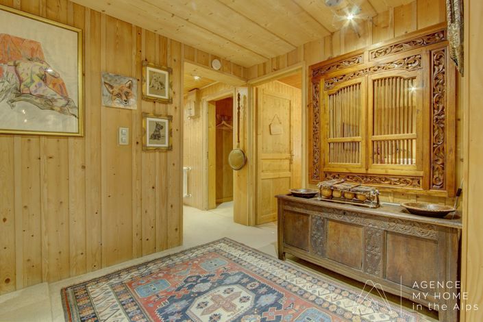 Image No.23-6 Bed House for sale