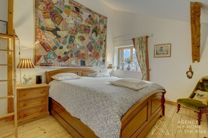 Image No.25-6 Bed House for sale