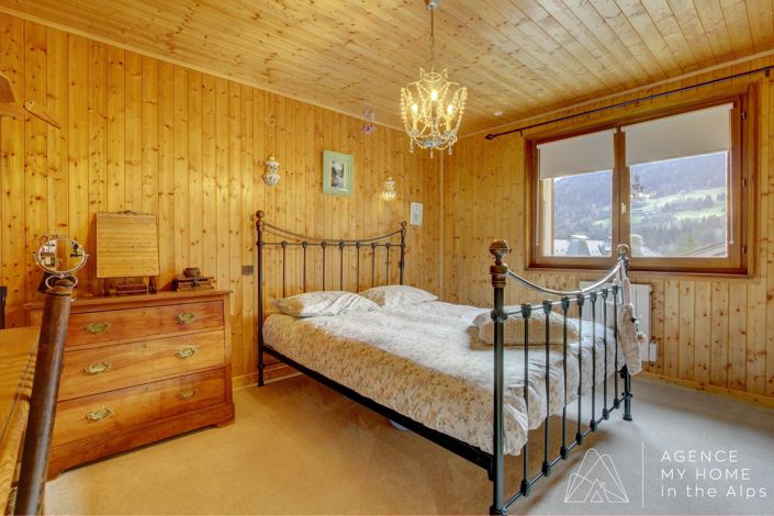Image No.29-6 Bed House for sale