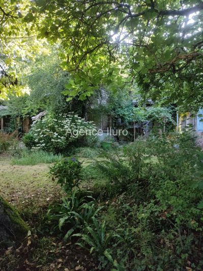 Image No.17-6 Bed House for sale