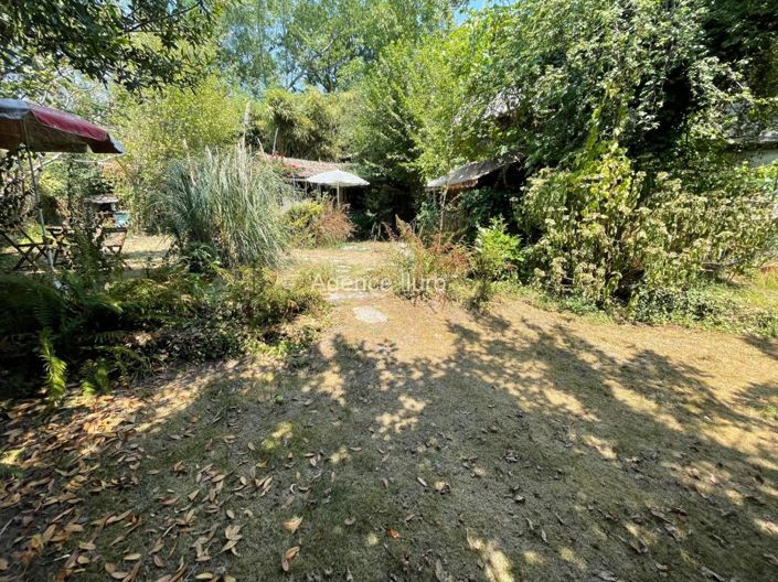 Image No.6-6 Bed House for sale