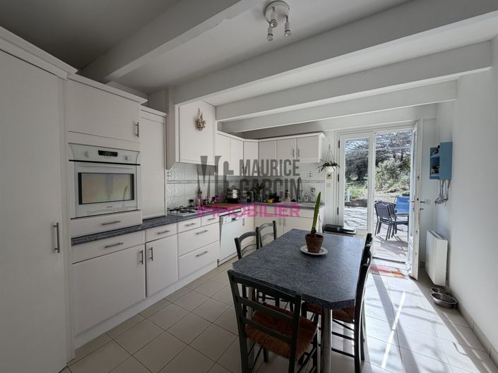 Image No.7-4 Bed House for sale