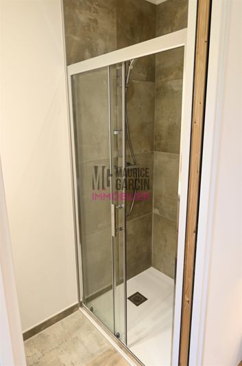 Image No.13-6 Bed Property for sale