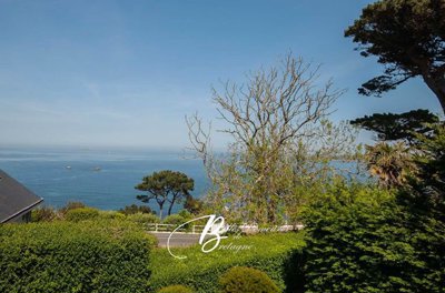 1 - Perros-Guirec, House