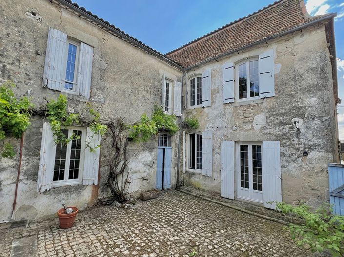Image No.2-Maison de 4 chambres à vendre à Saint-Méard-de-Gurçon