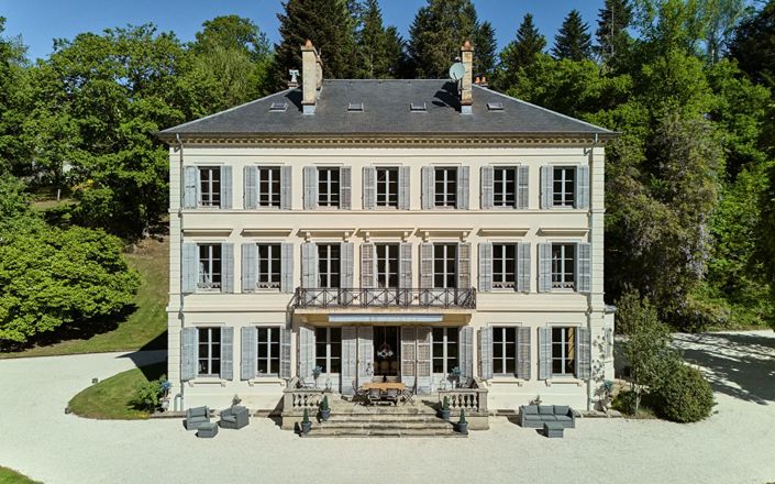 Image No.4-8 Bed Property for sale