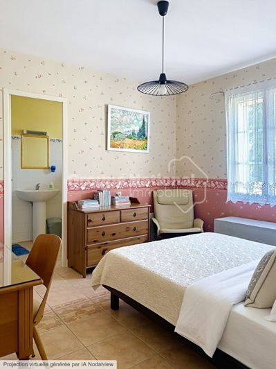 Image No.17-6 Bed House for sale