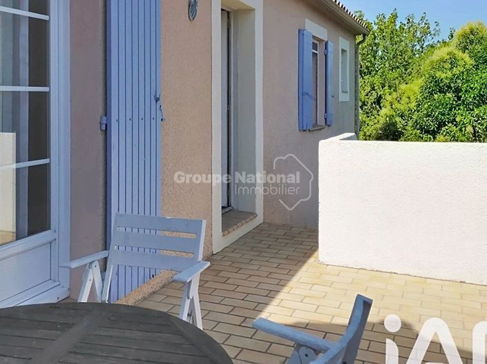 Image No.18-6 Bed House for sale