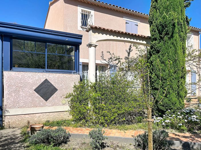 Image No.2-6 Bed House for sale