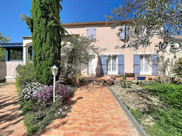 Image No.3-6 Bed House for sale