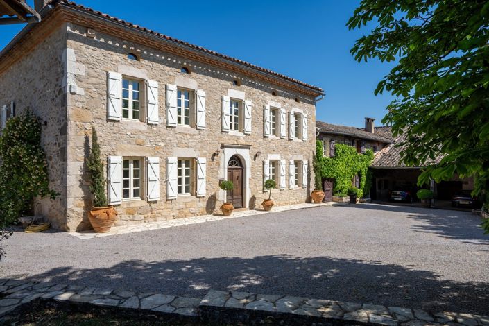 Image No.5-7 Bed House for sale