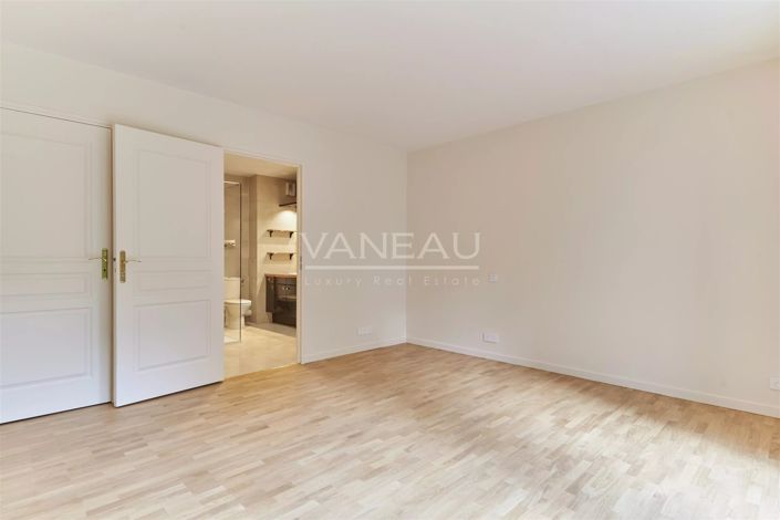 Image No.14-3 Bed Apartment for sale