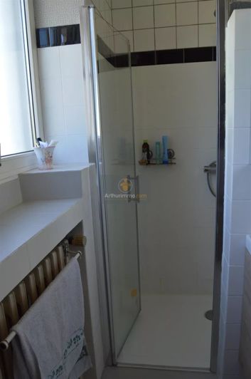 Image No.12-4 Bed House for sale