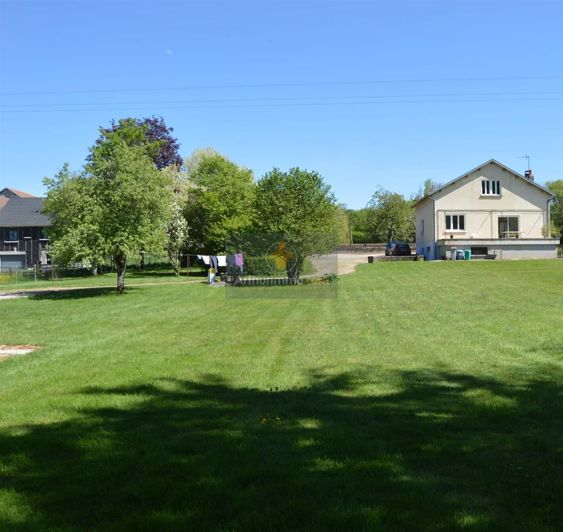 Image No.3-4 Bed House for sale