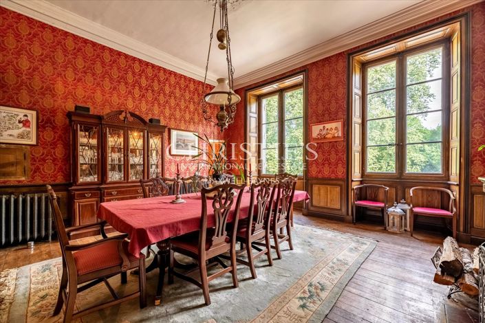 Image No.3-Propriété de 14 chambres à vendre à Brantôme