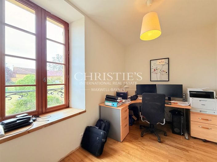 Image No.14-11 Bed House for sale