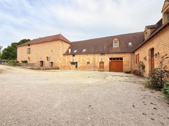 Image No.21-11 Bed House for sale