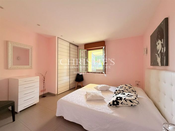 Image No.39-11 Bed House for sale