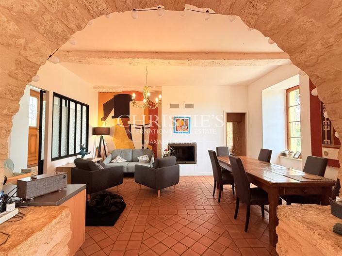 Image No.9-11 Bed House for sale