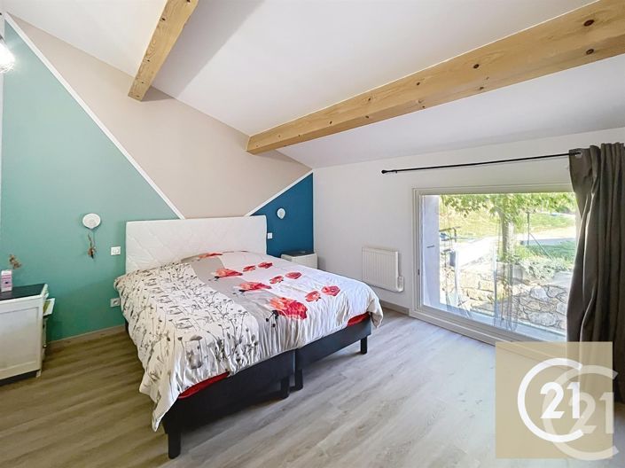 Image No.16-4 Bed House for sale