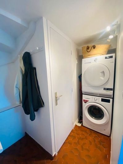 Image No.12-2 Bed House for sale