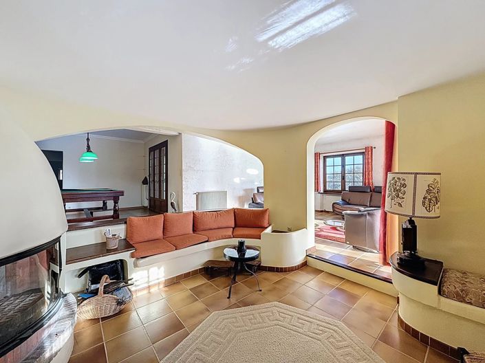 Image No.15-5 Bed House for sale