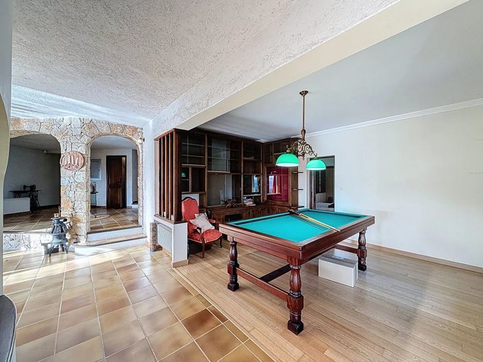 Image No.17-5 Bed House for sale