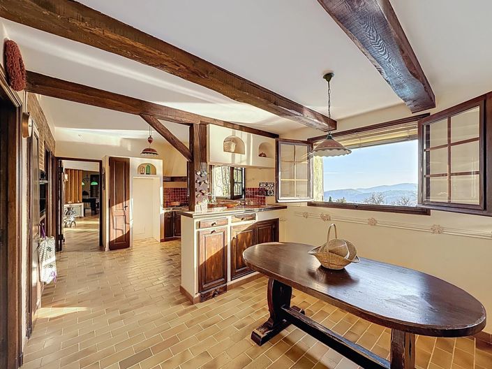 Image No.19-5 Bed House for sale
