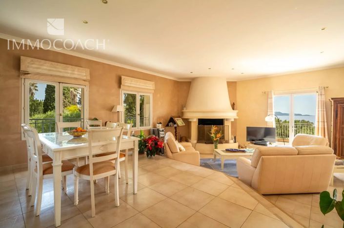 Image No.17-House for sale