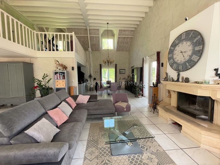 Image No.4-5 Bed House for sale