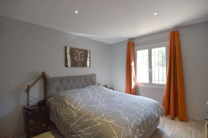Image No.13-5 Bed House for sale