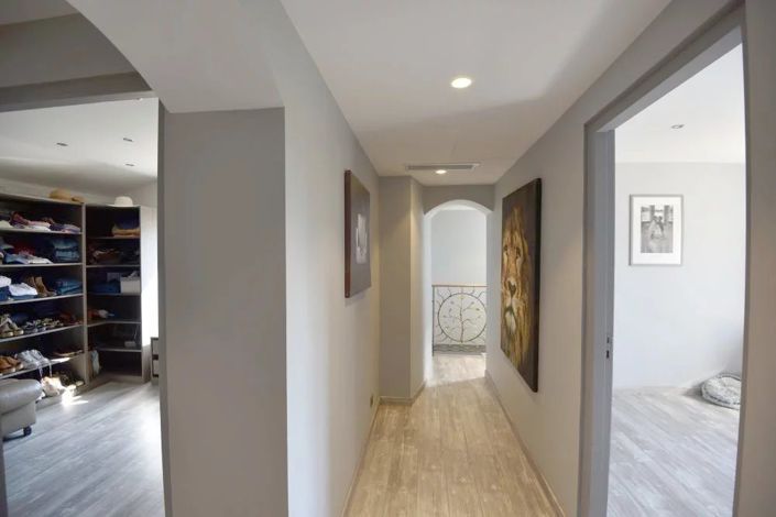Image No.15-5 Bed House for sale