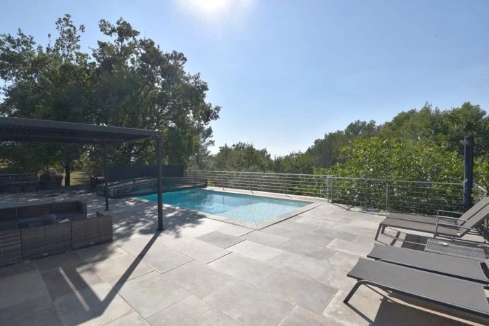 Image No.18-5 Bed House for sale