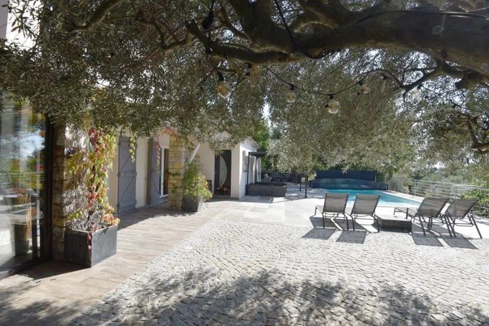 Image No.22-5 Bed House for sale