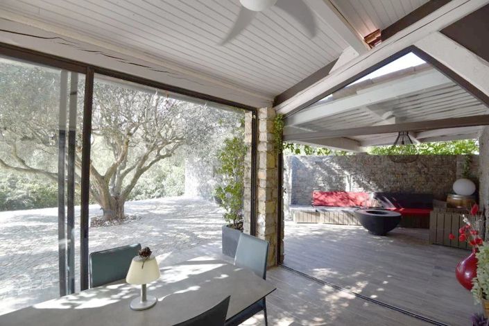 Image No.7-5 Bed House for sale