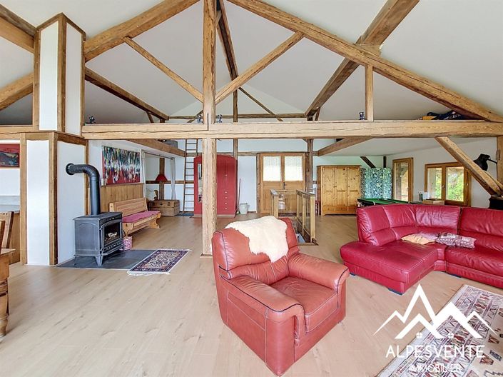 Image No.8-4 Bed House for sale
