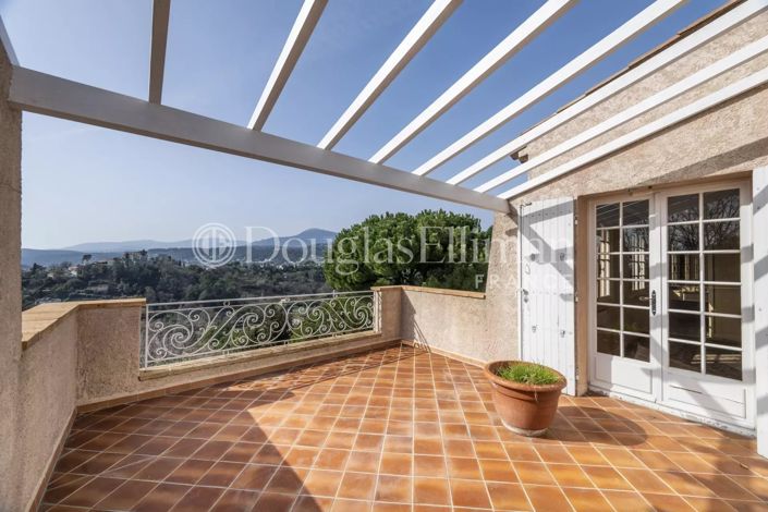 Image No.16-4 Bed House for sale