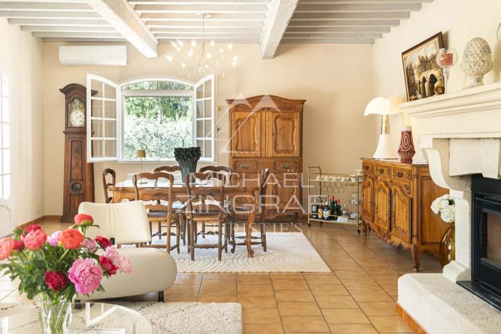 Image No.10-4 Bed House for sale