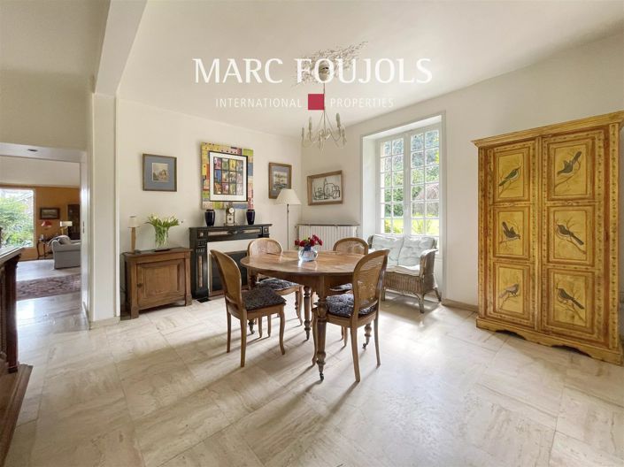 Image No.11-6 Bed House for sale