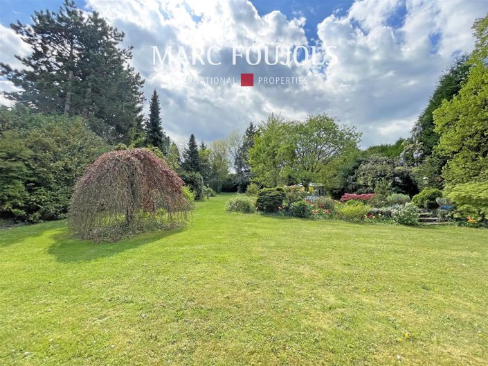 Image No.20-6 Bed House for sale