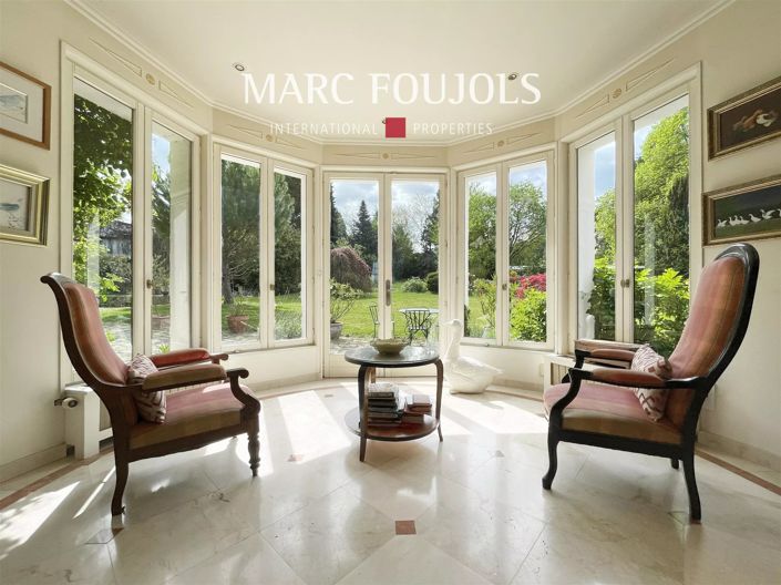 Image No.9-6 Bed House for sale