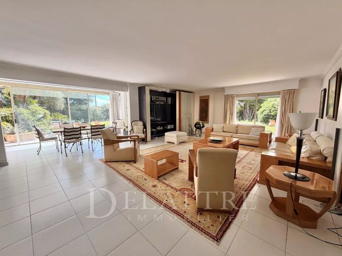 Image No.3-3 Bed Apartment for sale