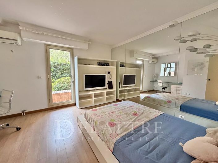 Image No.6-3 Bed Apartment for sale