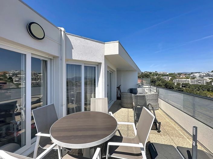 Image No.4-3 Bed Apartment for sale