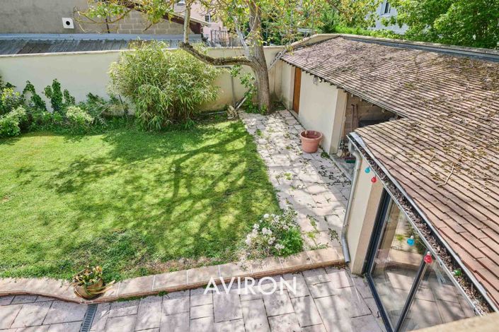 Image No.19-4 Bed House for sale