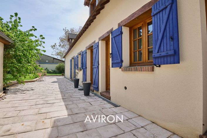 Image No.25-4 Bed House for sale