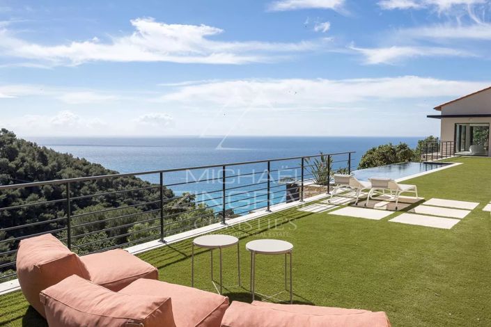 Image No.3-4 Bed House for sale