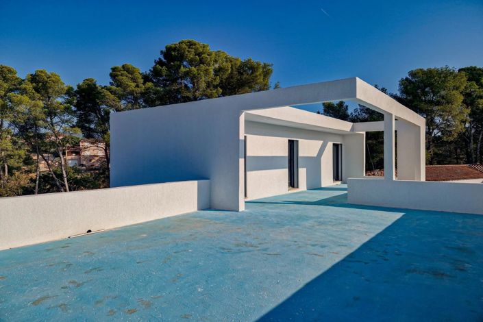Image No.8-3 Bed House for sale