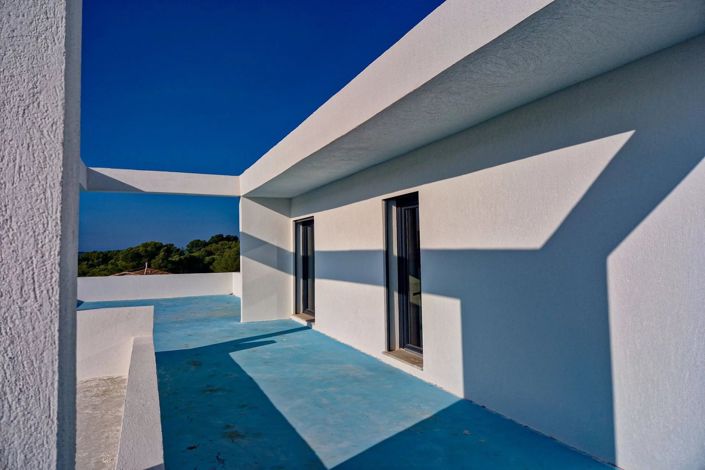 Image No.9-3 Bed House for sale